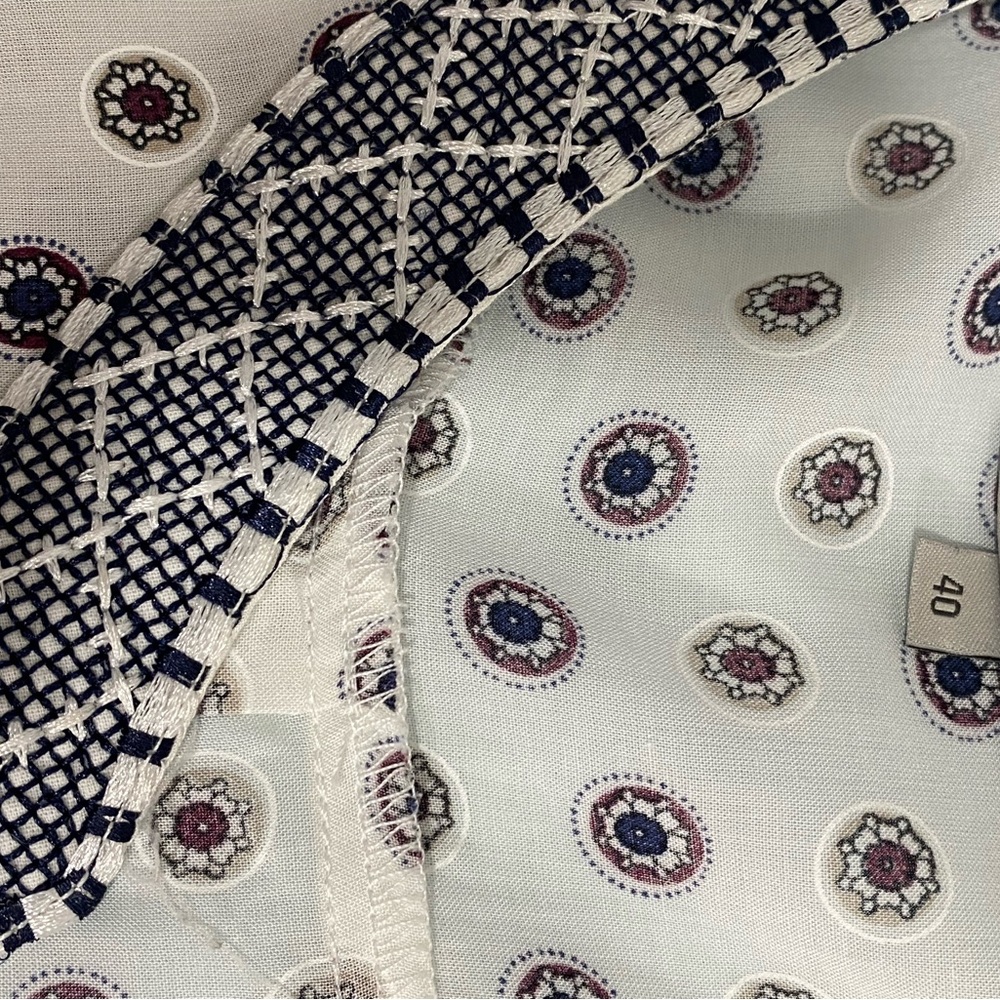 Elegant Navy and White Women's Tunic Top - Picture 3 of 5